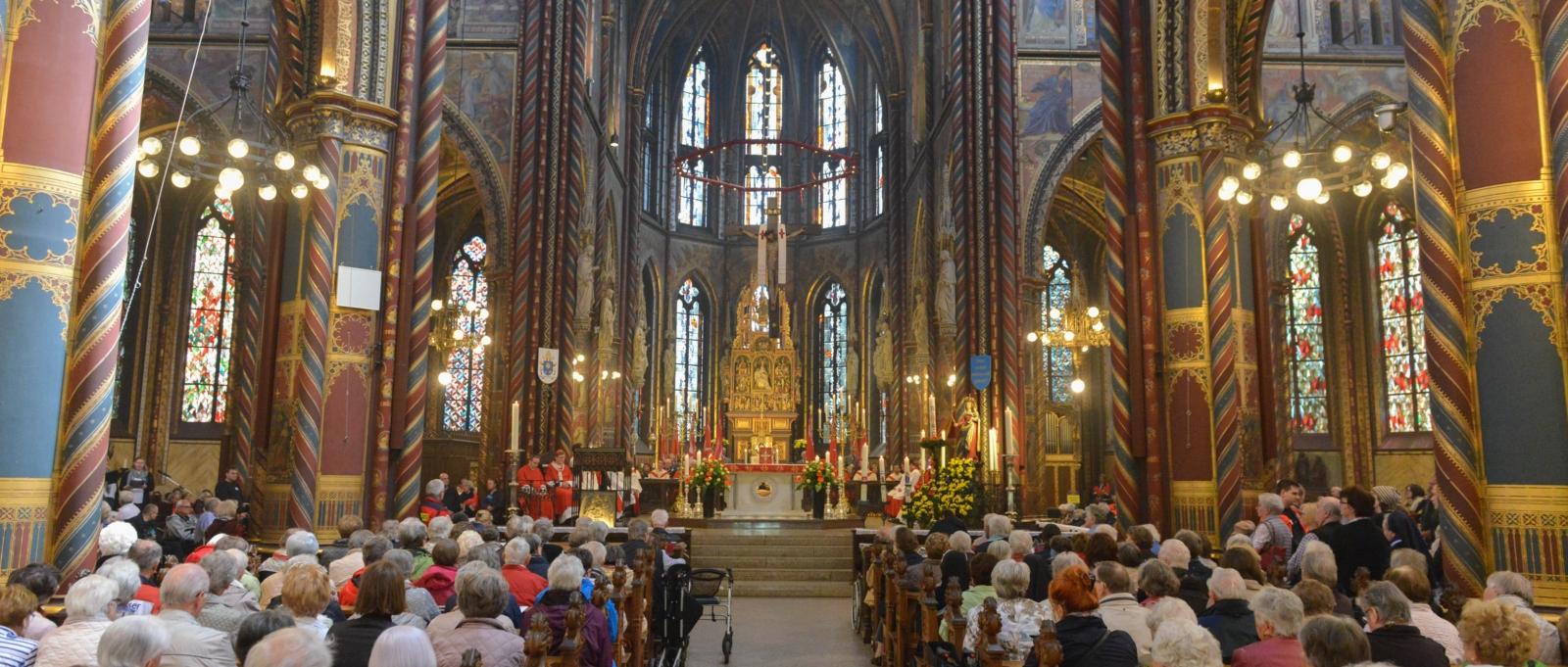 18.05.2019 Die Malteser pilgern mit mehr als 1.000 älteren, kranken und behinderten Menschen sowie Helferinnen und Helfern nach Kevelaer und feiern die Wallfahrtsmesse mit Kardinal Woelki in der Basilika