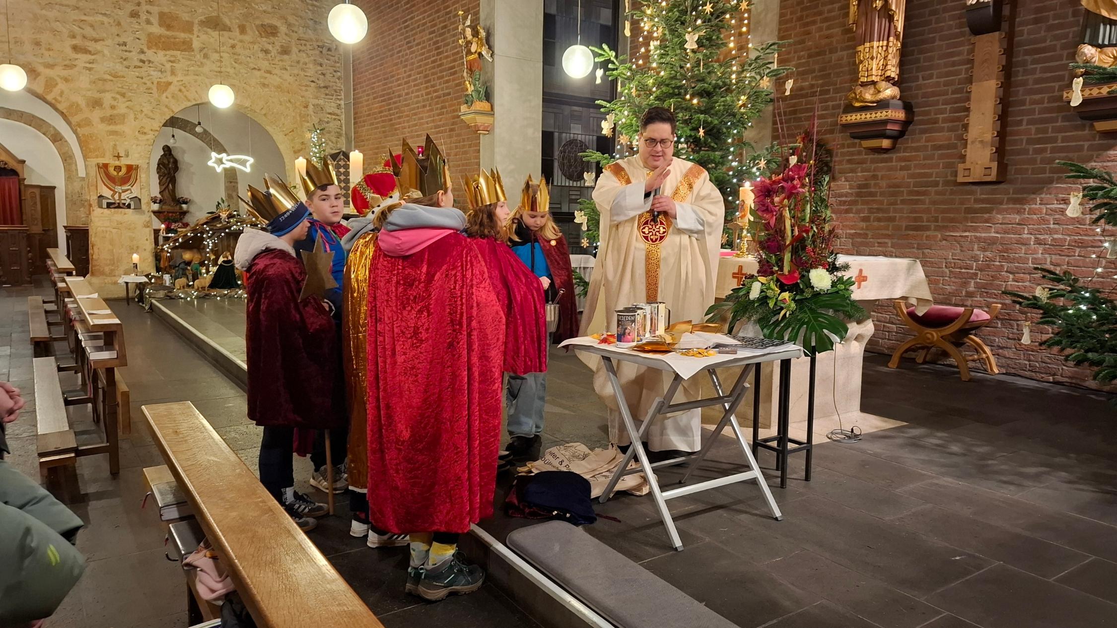 Sternsinger_Großbüllesheim20260103_193303